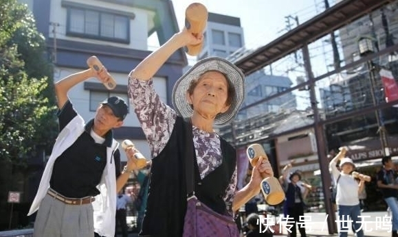 末梢神经|116岁老奶奶被评“世界最长寿老人”，却说长寿很简单，只需4点