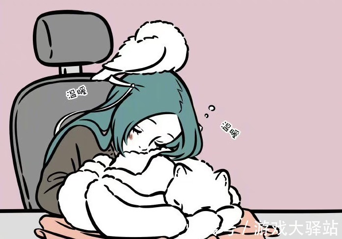 敖烈|非人哉:敖烈想拥抱九月,哮天来搅局,情敌之间抱团取暖