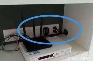 一团乱麻|新房装修万万不要装这种插座,分分钟毁房,我家入住就后悔了