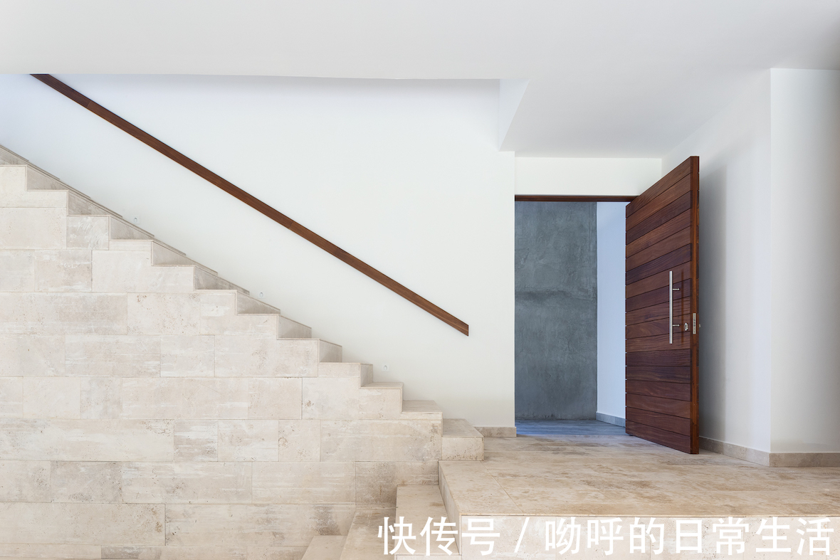 Pelic墨西哥Pelicanos之家,平衡隐私和开放空间
