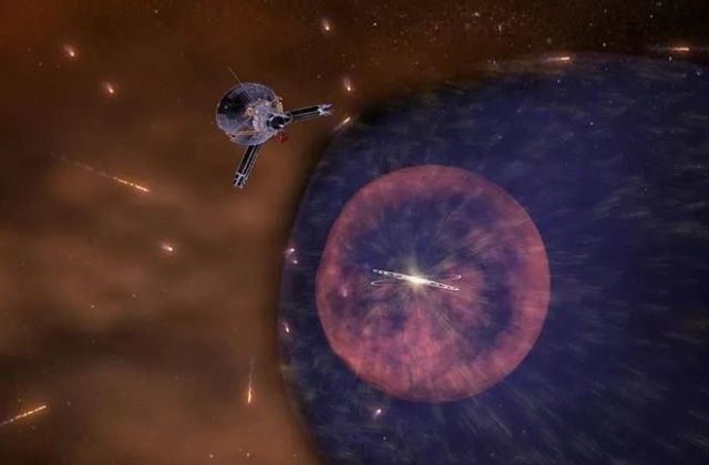 “旅行者号”飞出了太阳系，居然得到了新数据，结论让人惊讶！