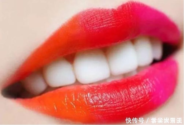 步骤|为啥很多女生涂口红,沾杯还显唇纹?这3个步骤你可能忽视了!
