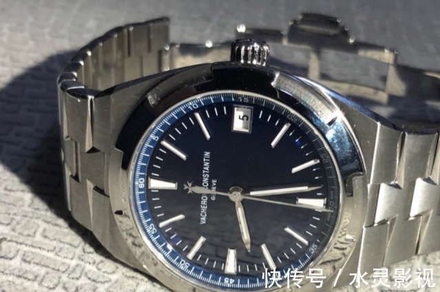 江诗丹顿|运动腕表就是要百搭?江诗丹顿纵横四海,一枚就能满足你所有需求