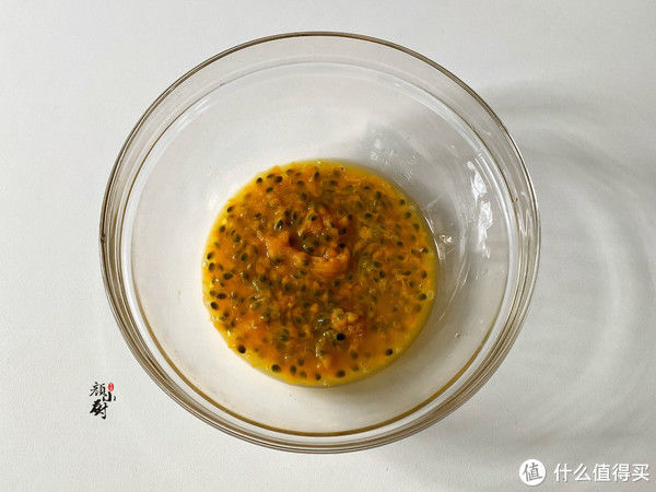 颜小厨|6月我碰到这果一买就是几斤，加几物一蒸，酸甜软糯，比新鲜的好吃