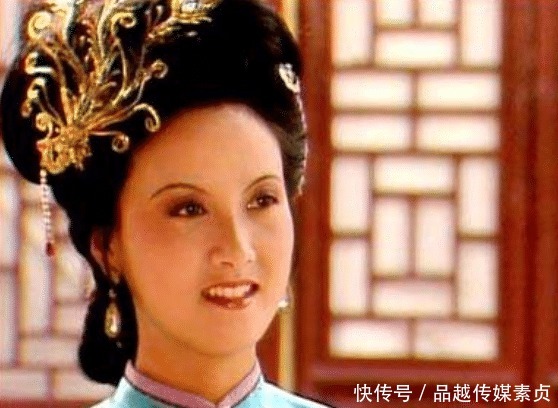 精明|王熙凤如此精明,为何拿戏子取笑林黛玉?她比宝玉更懂黛玉
