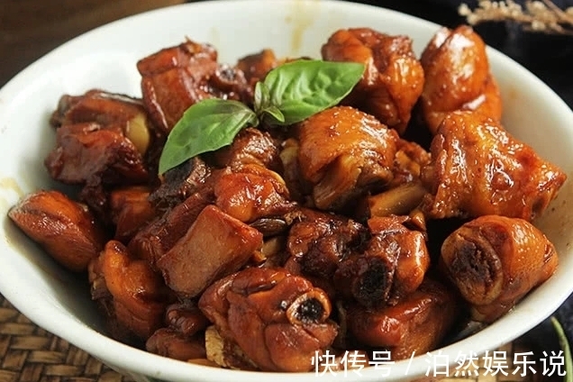 非常好吃、简单易做的几道家常菜，色泽诱人，配米饭那叫一个香