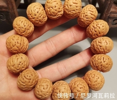 文玩核桃|电商文玩不靠谱？这3种文玩可以放心入手，一般不会上当！
