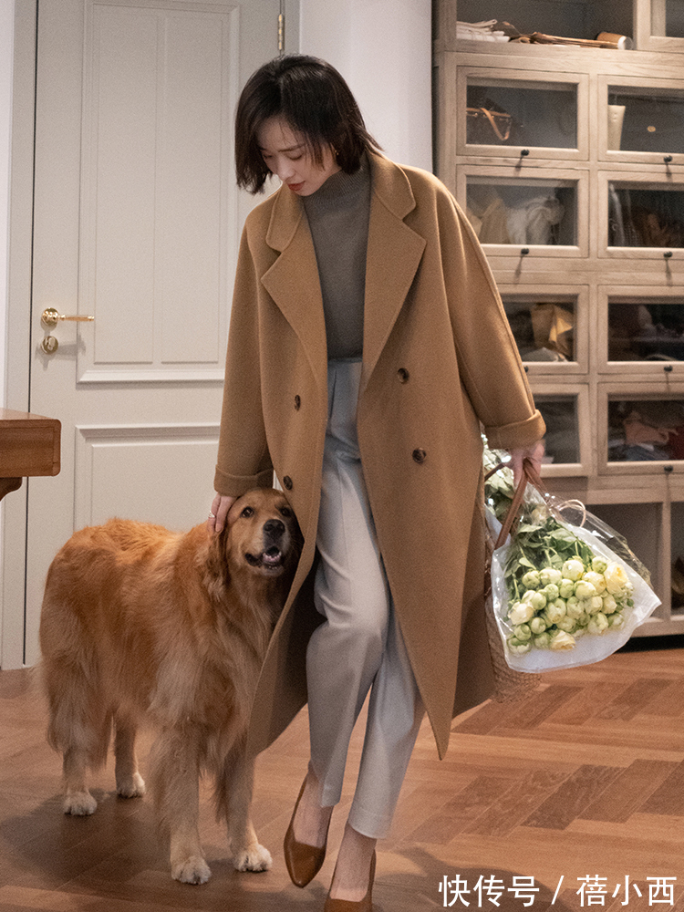 时尚|穿搭干货!真正优雅的女人都会穿“大衣”,入冬这么搭时尚又好看