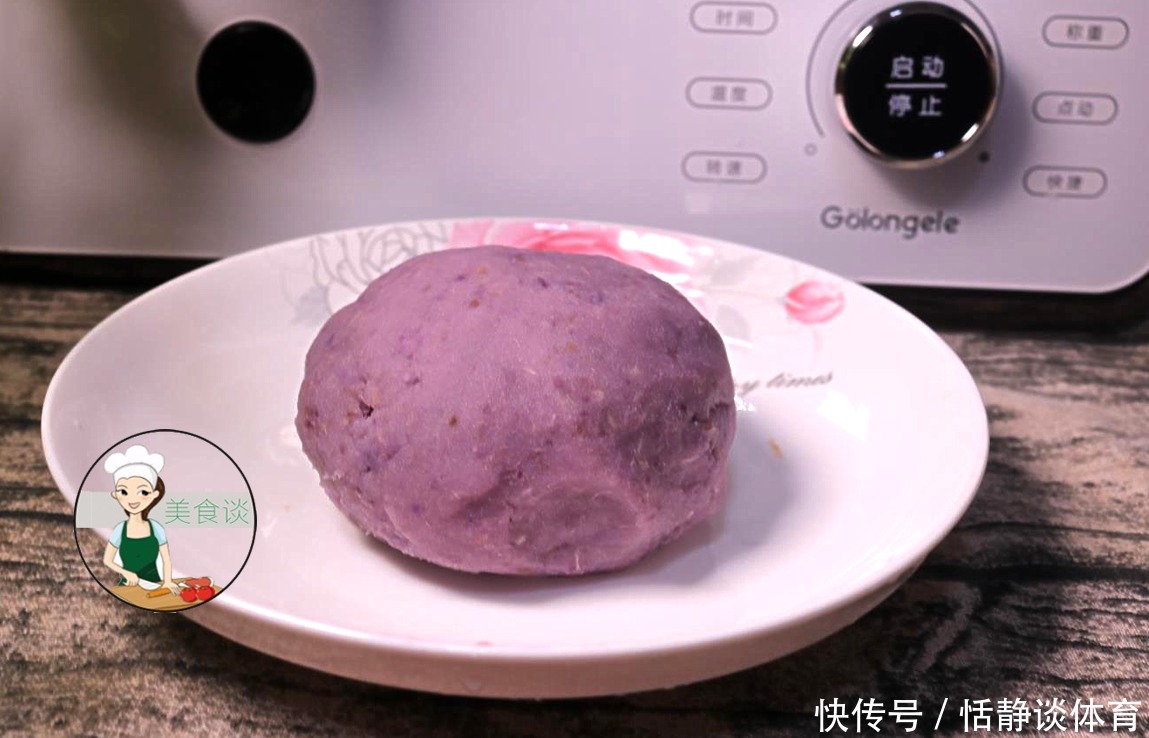 包子|此美味,我隔三差五做一次,两手一卷比包子香,每次蒸2锅不够吃