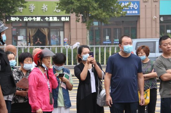 新生们|有幸相遇，不负遇见——华山第二小学举办一年级新生入校礼