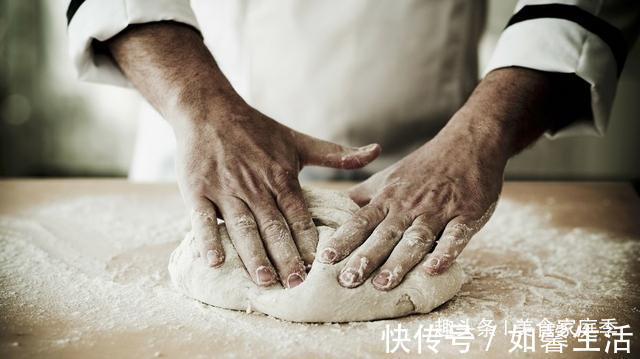面食|发面、死面、烫面有啥区别,搞清楚区别,以后做面食再也不慌了
