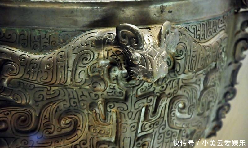 图案|捕鱼时打捞的文物,引起专家的争议,精美图案让人难以忘怀