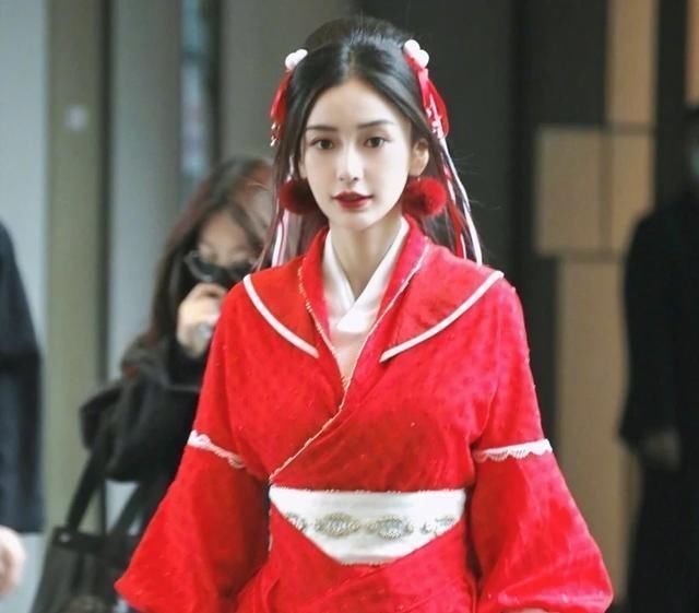 蔡玉坤|跑男三国团，蔡徐坤cos周瑜令人惊艳，Baby cos貂蝉倾国倾城