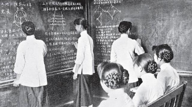 首个普及义务教育的人,终身不纳一妾,不认慈禧当干娘