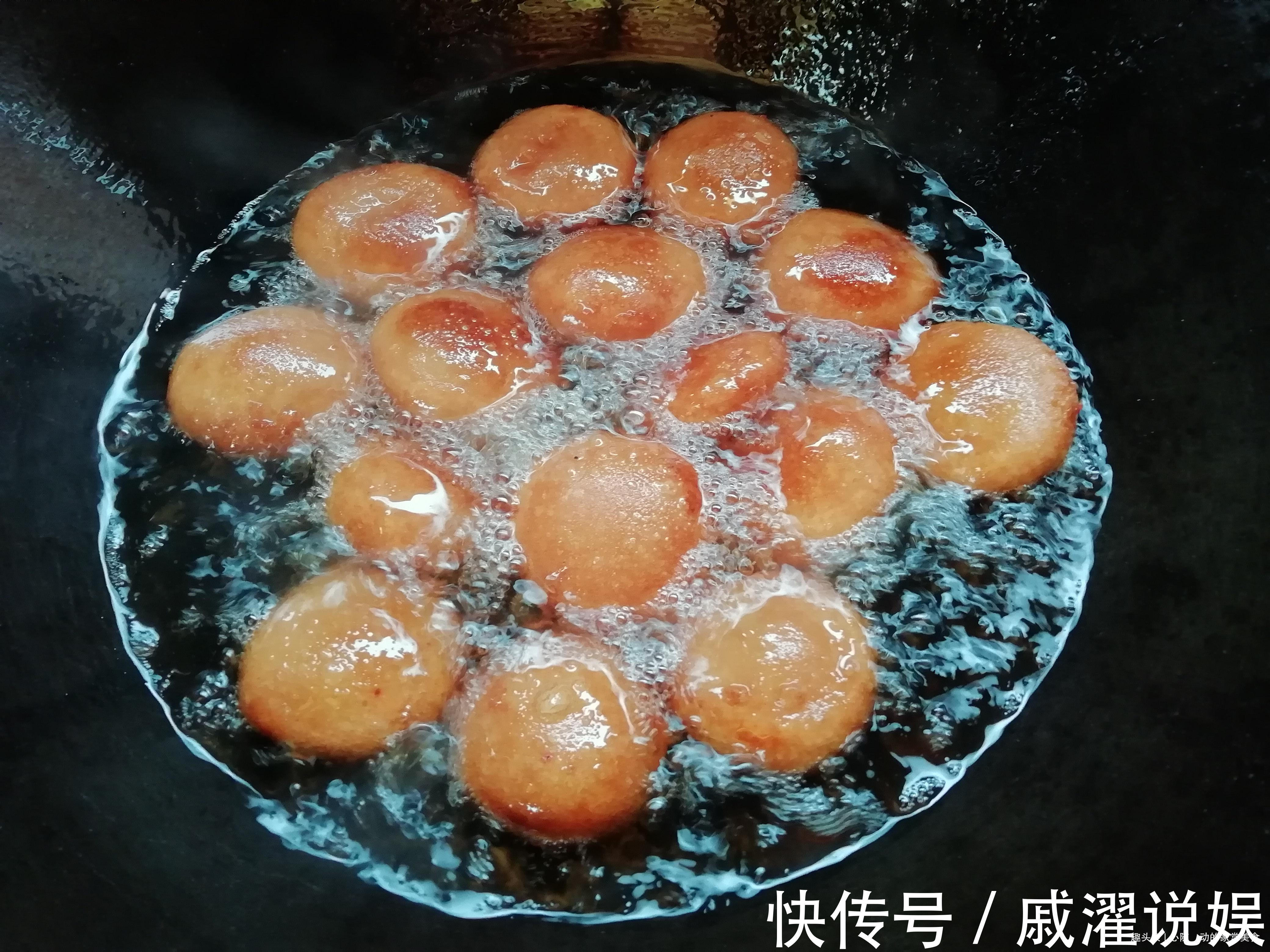 宅家不出门,婆婆做了一大盘小点心,一周的早餐不用发愁,吃嗨了