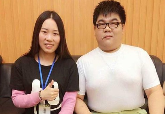 憑借星光大道走紅，還登上春晚舞臺，曾舉辦公益演出收入全部捐出