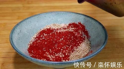 辣椒油|为啥饭店辣椒油那么香，原来有秘诀，配方比例全在这，收藏了