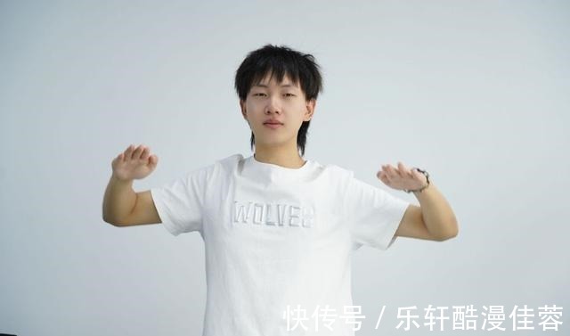 虎牙直播|狼队转会期变动,杰杰回归对抗路首发,飞牛要备战亚运会冲击冠军