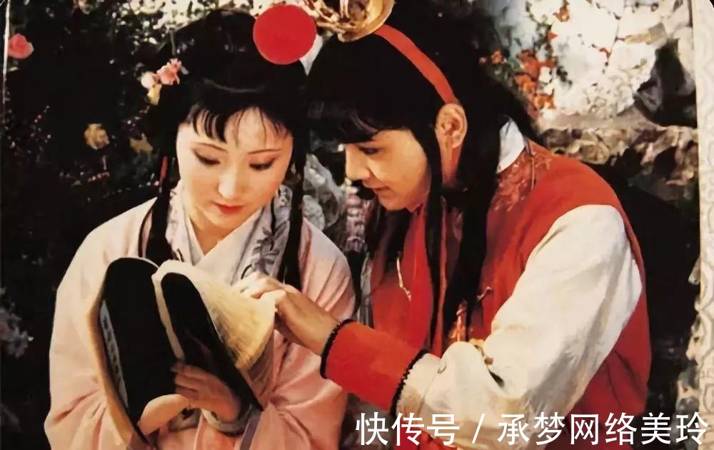 子贡|《红楼梦》中最经典的3副对联，一字一句，都写尽了人生