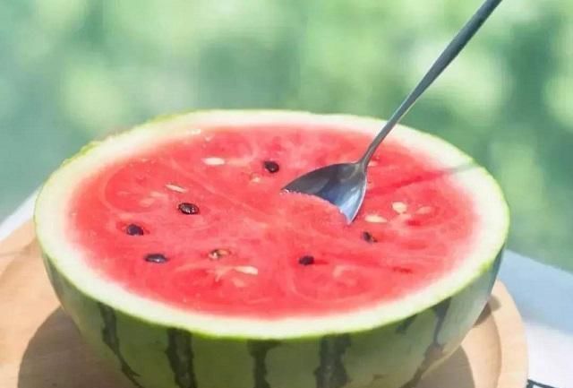 寒性食物|怀孕两个月腹痛,被诊为“先兆流产”,医生这3种水果孕妈少吃