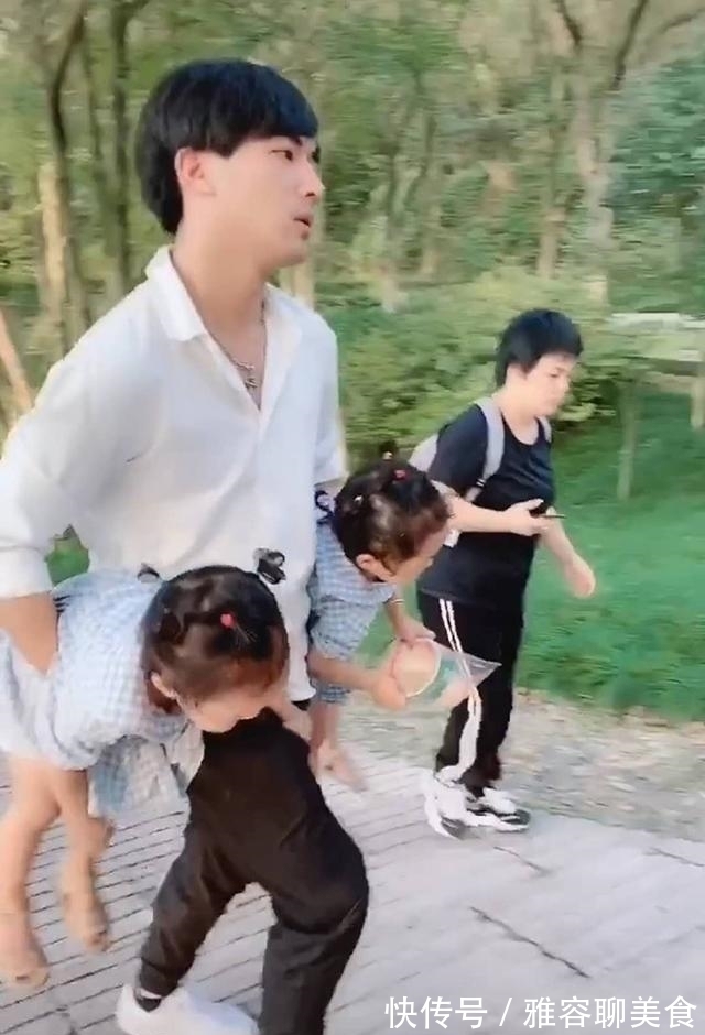 舅舅|舅舅带俩外甥女逛动物园,两娃喊累求抱抱,舅舅生无可恋笑翻网友