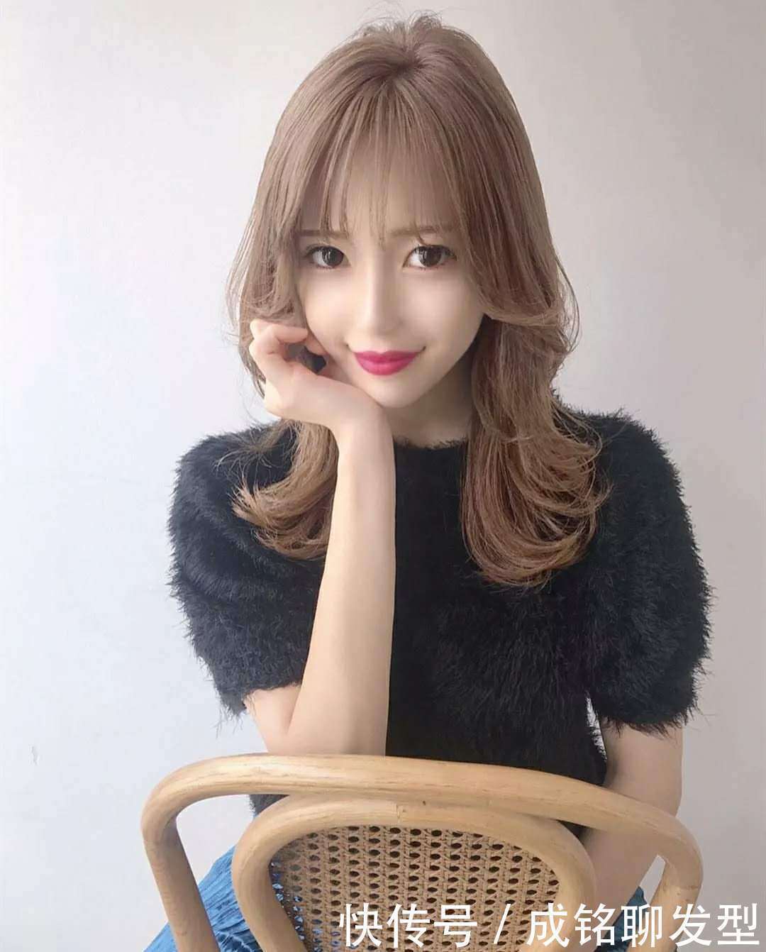 刘海|30岁女生前额发际线高，发量还稀少，有值得推荐的刘海或发型吗？