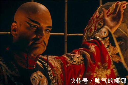 火云邪神&美国版“火云邪神”,擅长表演徒手接子弹,没想到最后一次失了手