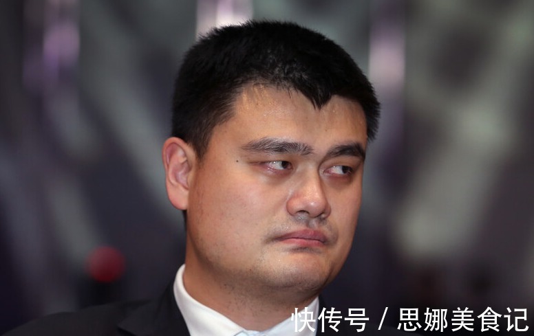 裁判|CBA判罚结果再次点醒姚明，3位裁判错判了，郭艾伦老叔也怼了回去