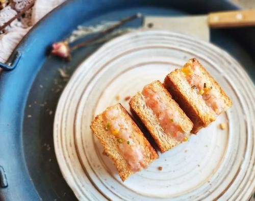  大蜜食堂｜巨好吃的蒜香面包虾～get吐司虾滑新吃法