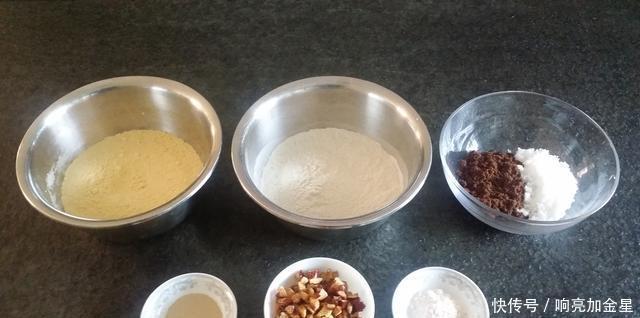 发糕|不一样的玉米面红糖发糕