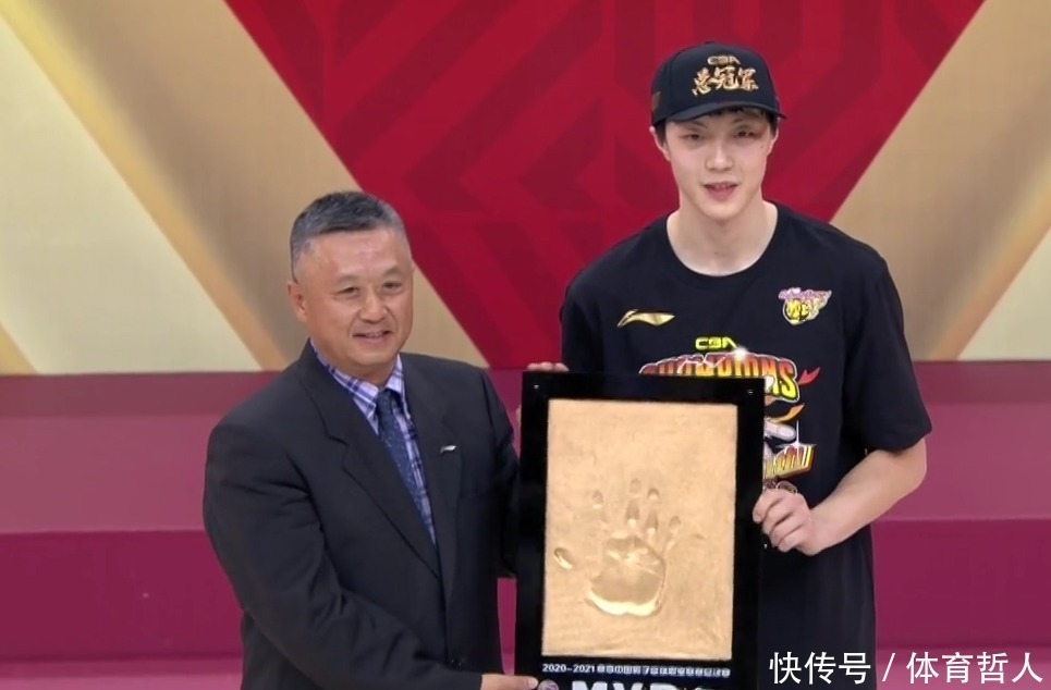 mvp|胡明轩:幸运遇上杜锋 胡爸爸首次亮相,是一个充满幽默的男人
