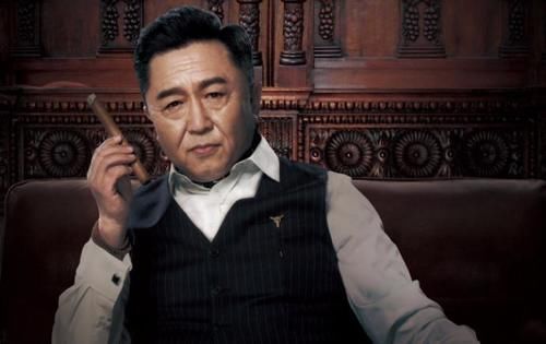 德云社|郭麒麟被综艺“榨干”后还能干什么?或应该学学师父于谦