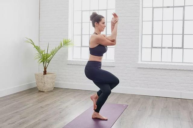 小姐姐|韩国小姐姐身材超好，凹凸有致，曲线曼妙，爱用瑜伽维持身材