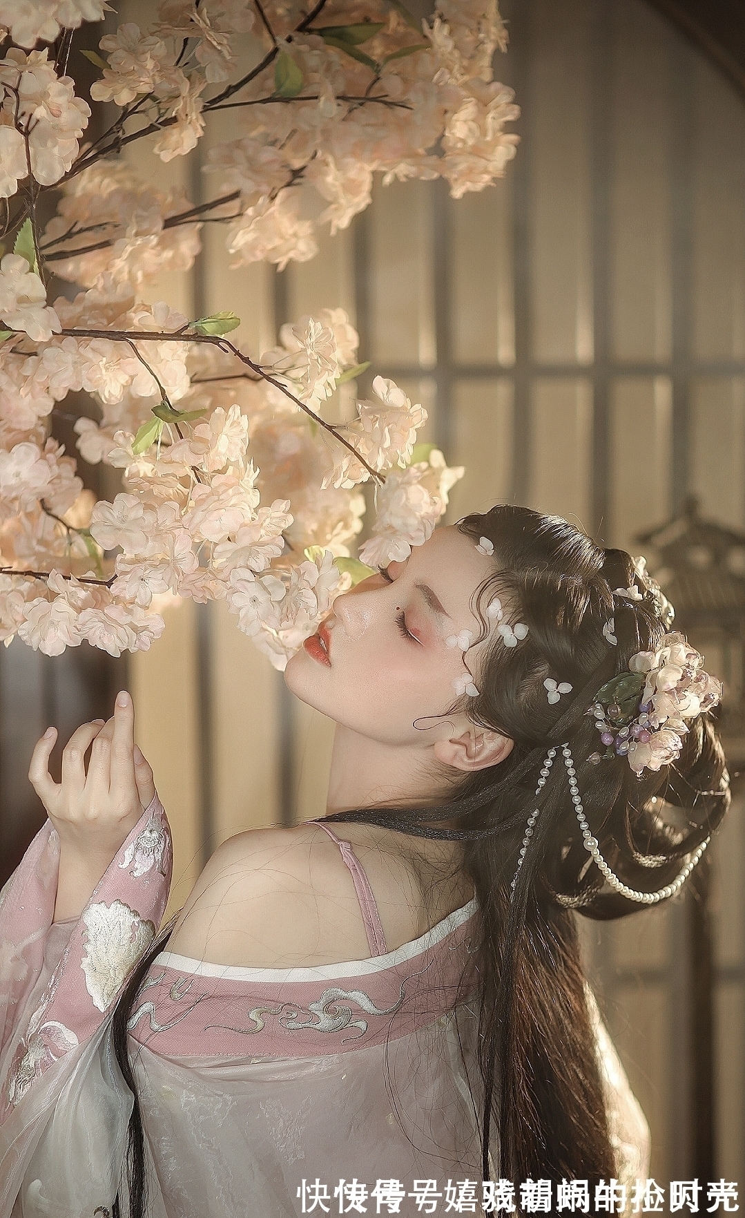 王妈$元稹的《遣悲怀》：悼亡绝唱，纸短情长，最后14字流传1000多年