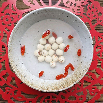 若羌灰枣|金燕耳莲子羹