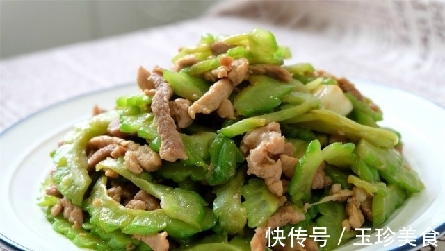 夏天|夏天胃口不好,试试这道菜,荤素搭配营养好,解馋还下饭!