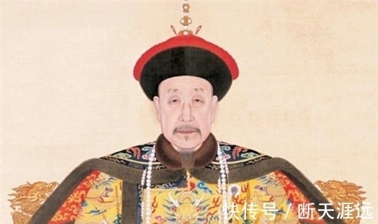 孙曾余#库页岛挖出一石碑,刻有奇怪对联,学者:乾隆的脸丢尽了