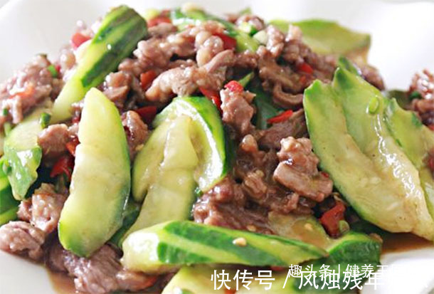 冬季|女性爱美冬季保养皮肤很重要,多吃美容菜,滋养肌肤更光滑