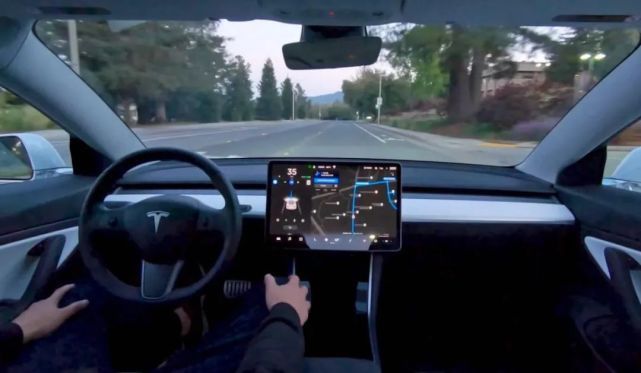 福特汽车|特斯拉表示停用 FSD 10.3版本，暂时调回到10.2
