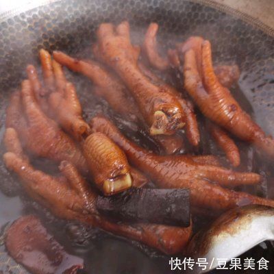鸡爪|这道酱香卤鸡爪,一上桌就被哄抢一空