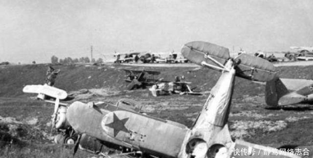 德军|短短两个小时之内,上千架战机被炸毁,空军司令开枪自杀