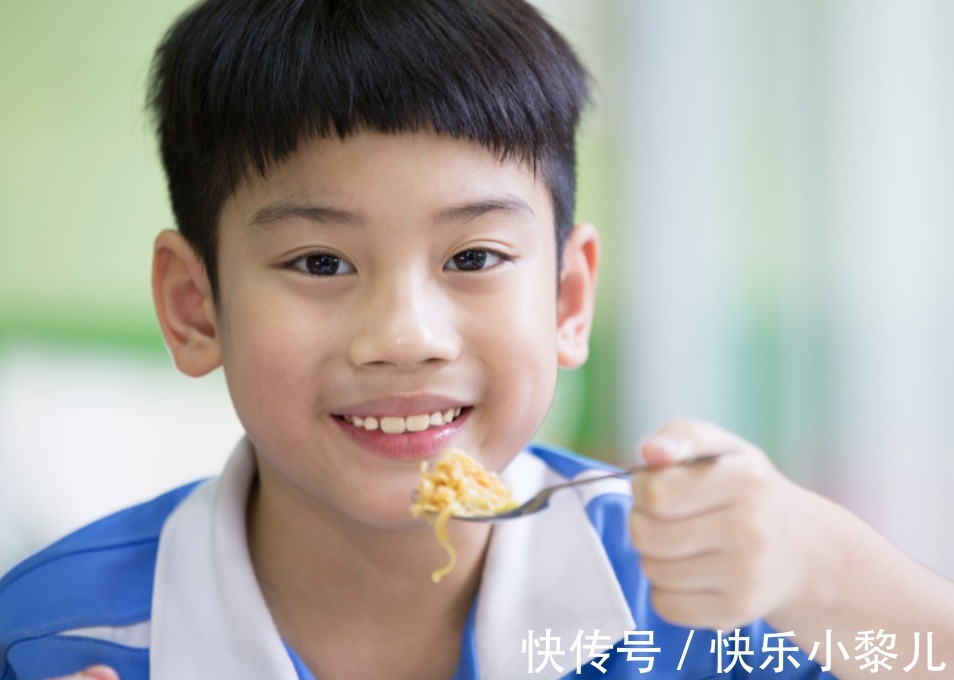 身高|孩子身高也“内卷”?那些给孩子“打针”的家长,几厘米不值得