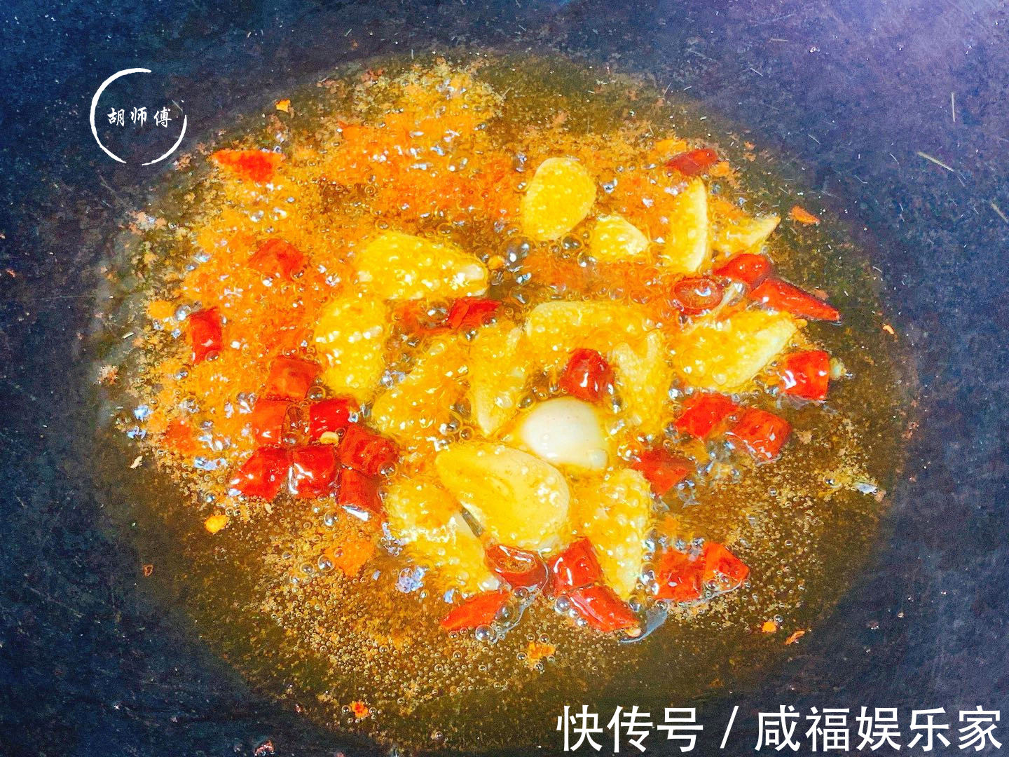 焯水|炒包菜时，有人焯水有人过油，都不对！教您最正确做法，又香又脆