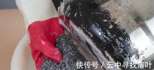 油渍|丈母娘来家小住3天,厨房就大变样!瞧瞧她的做法,那叫一个干净!