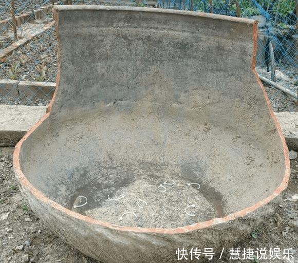 就可以|路边捡的破瓦罐,做成多肉拼盘,太好玩了