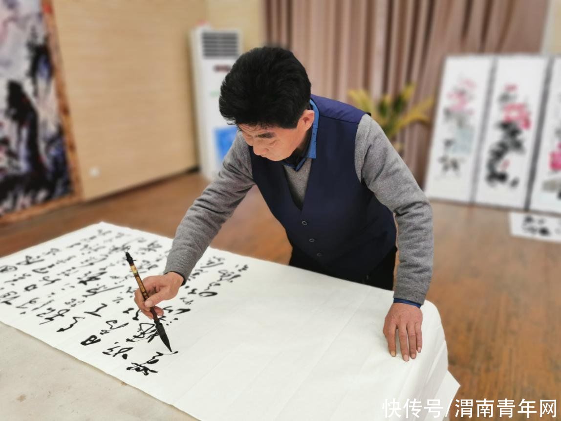  毛泽东|椿林镇：举办“缅怀毛泽东同志诞辰127周年”书画展活动