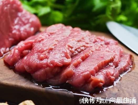 牛肉|炒牛肉，不要再直接下锅了，牢记2个窍门，牛肉又香又嫩滑