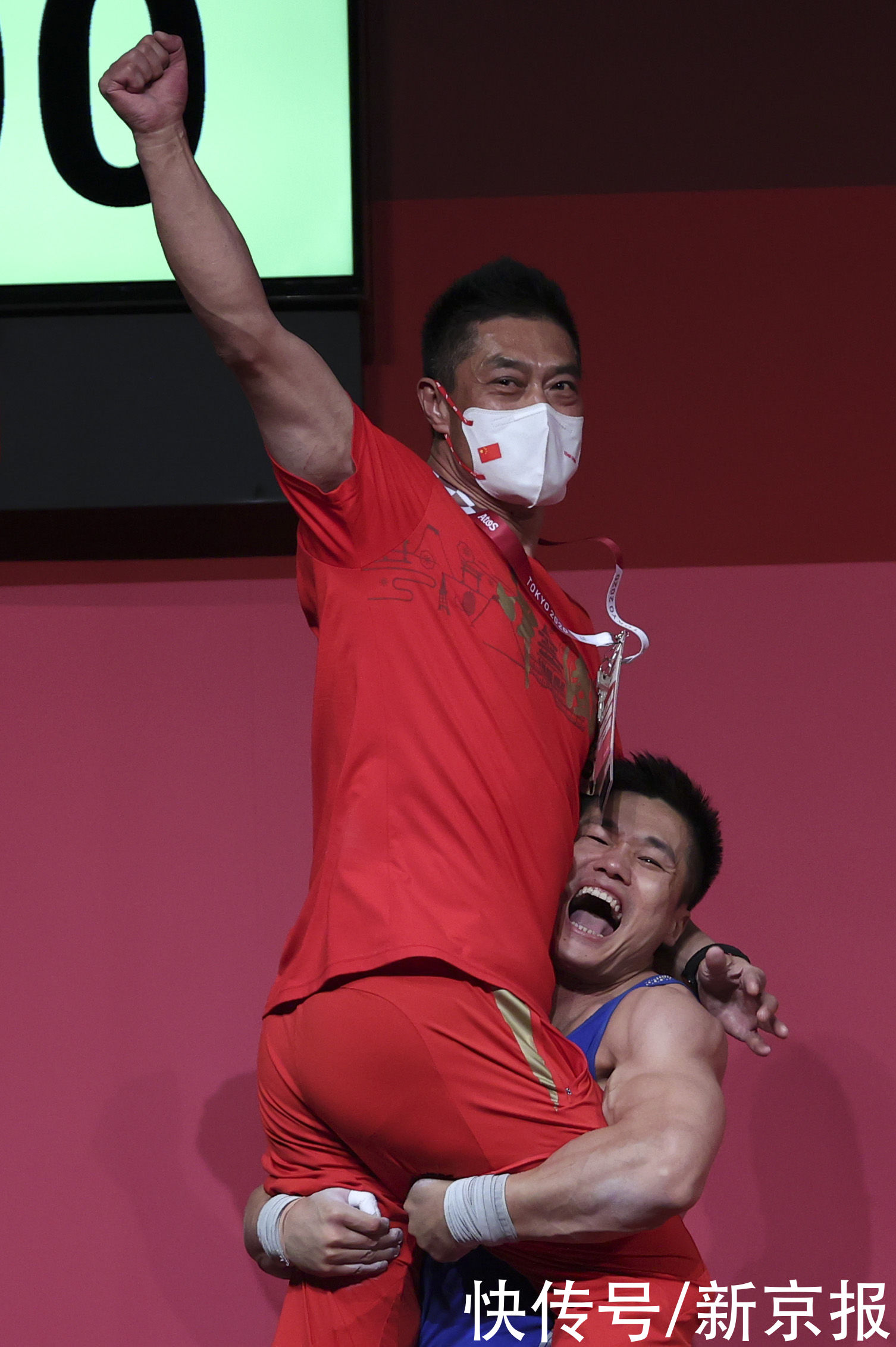 东京奥运会|吕小军生日愿望是升国旗奏国歌，夺冠后第一时间抱起教练