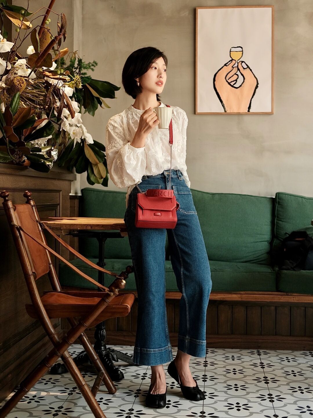 秋天|秋天,多试试这几种“衬衫穿搭”方式,干练利落又百搭,高级时髦