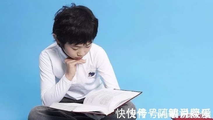 家长|孩子出现这“3现象”,家长快别骄傲了,你家娃可能有点自卑了